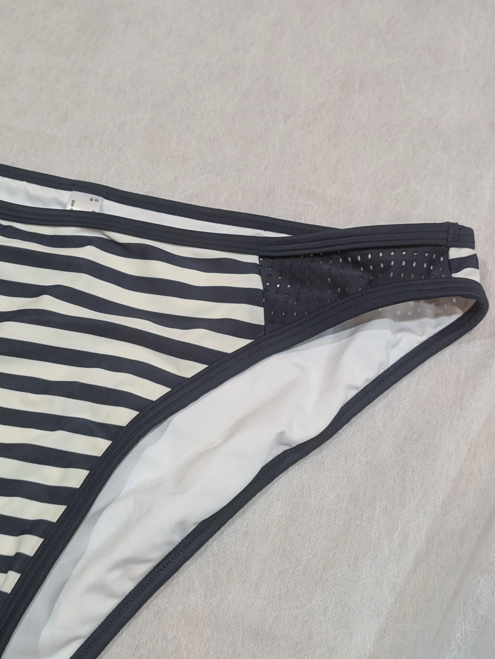 Braga de biquini marinera a rayas negras/marinas y blancas - Con detalles calados talla 40 de Esprit – photo 3
